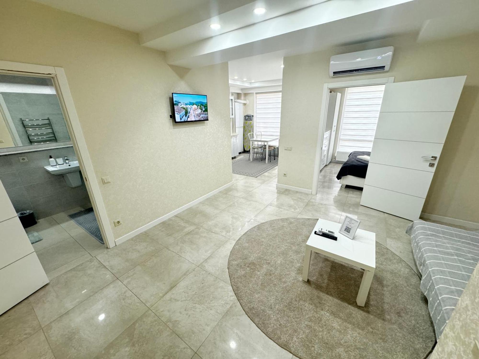 New Lux Apartment In 基希讷乌 外观 照片
