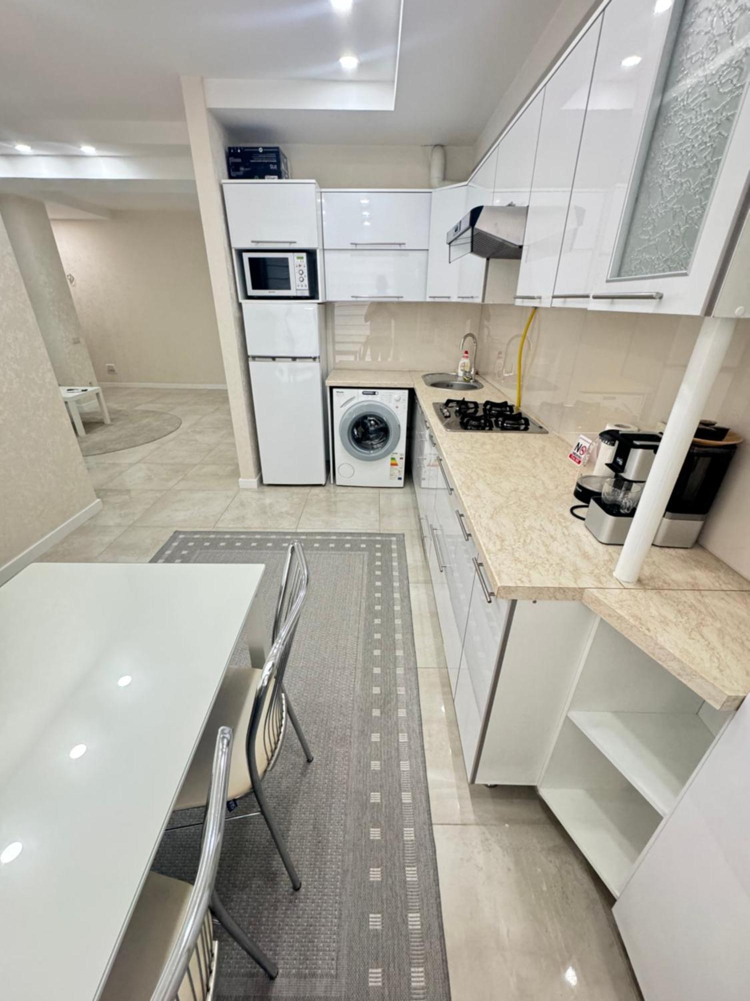 New Lux Apartment In 基希讷乌 外观 照片