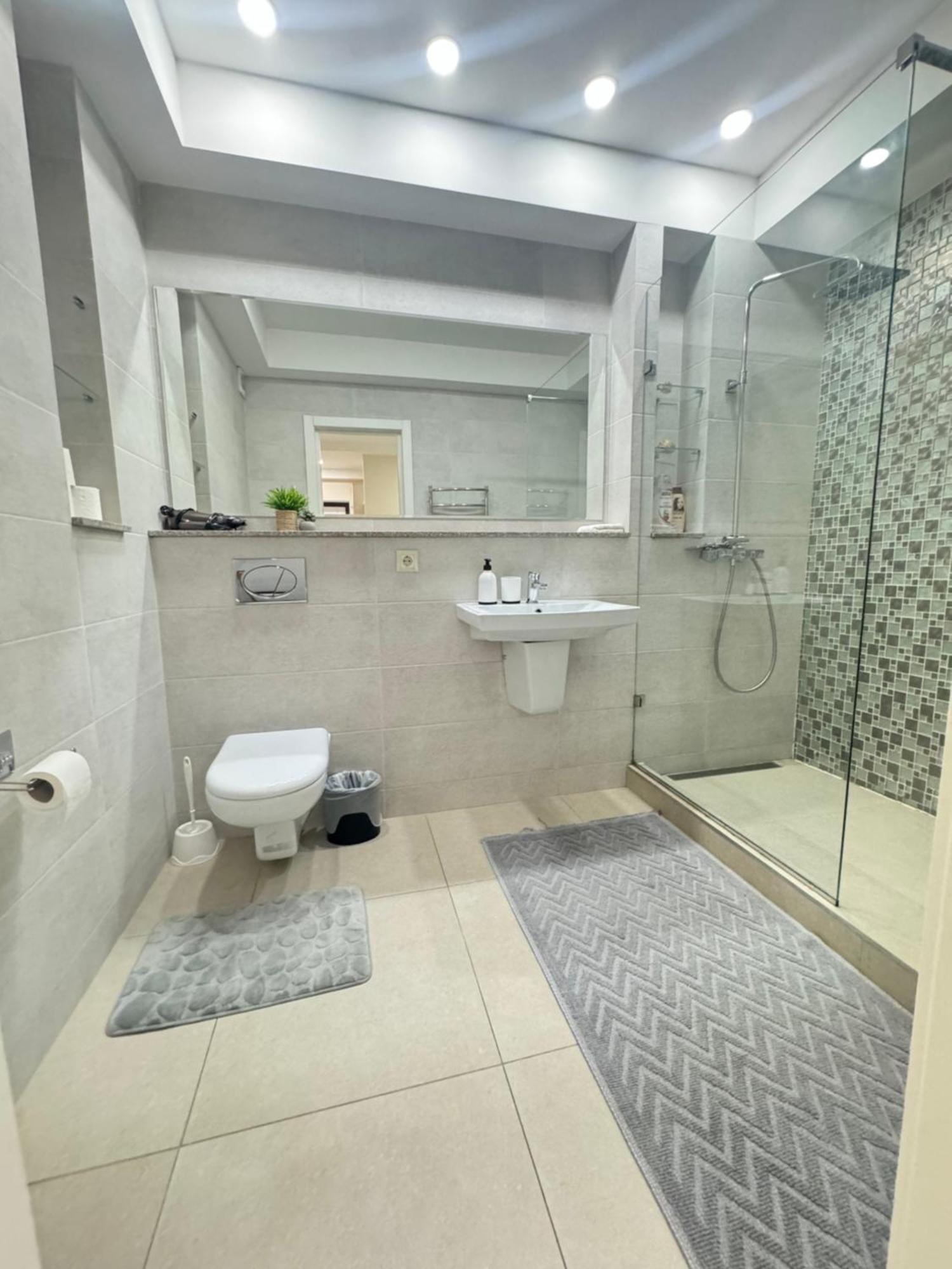 New Lux Apartment In 基希讷乌 外观 照片