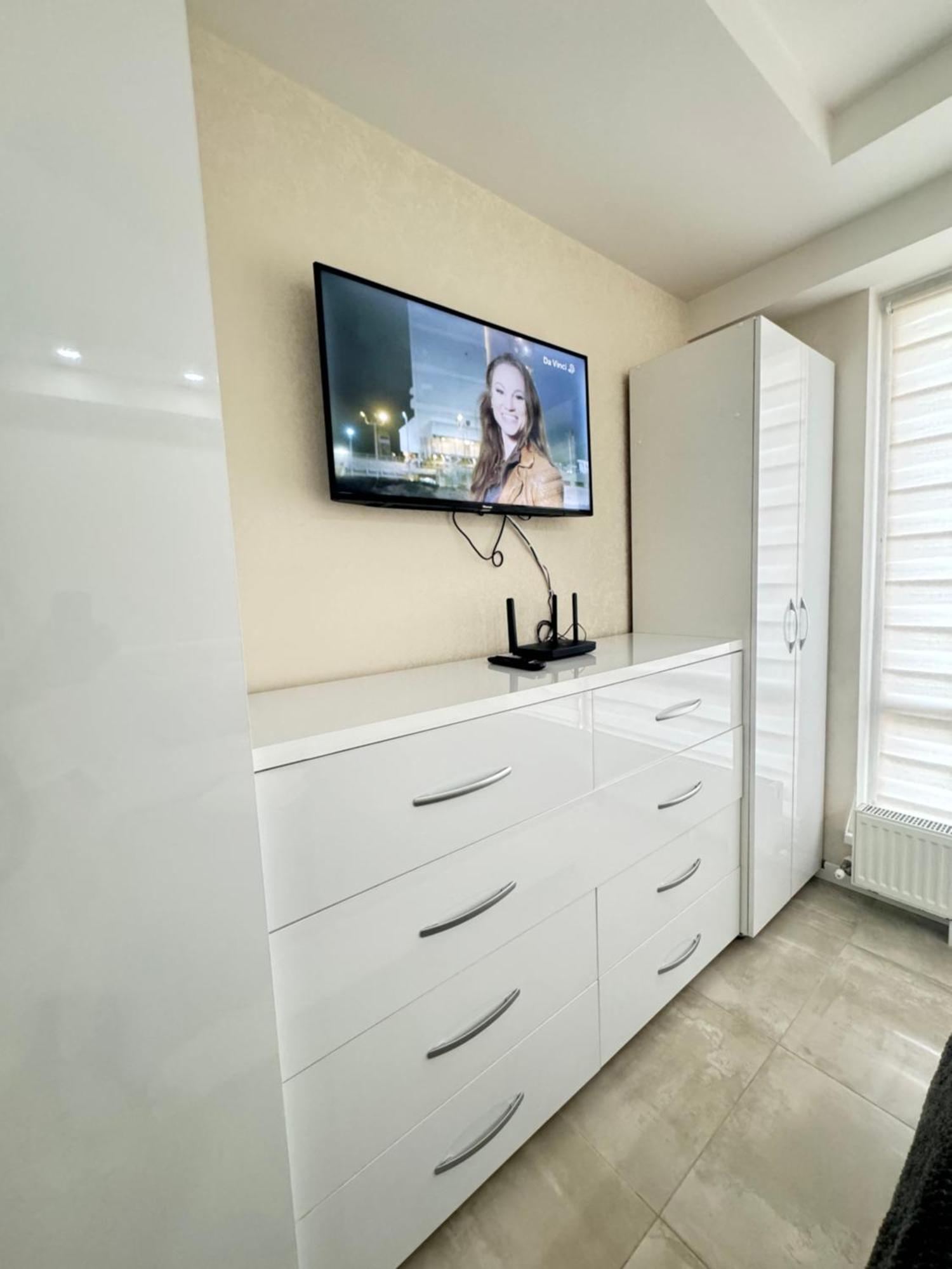 New Lux Apartment In 基希讷乌 外观 照片
